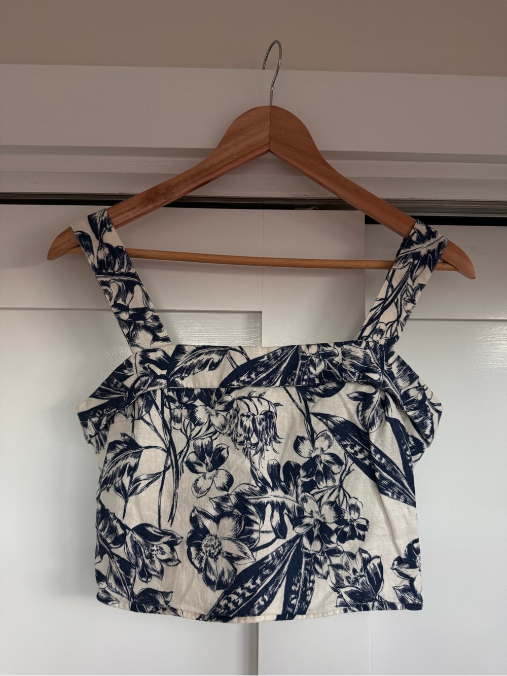 Abercrombie & Fitch Linen Blend Floral Tank - S